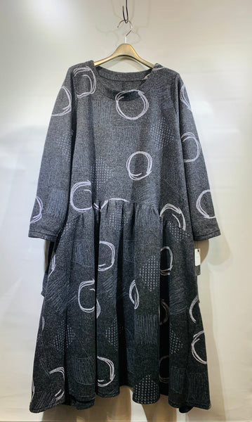 日本🇯🇵深灰色圈圈毛冷料one piece