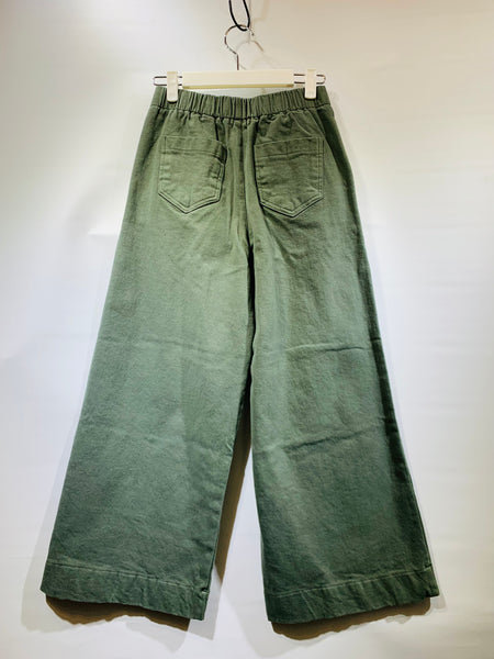 日本🇯🇵綠色毛底彈性料pants