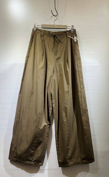 日本🇯🇵啡色布料闊筒褲