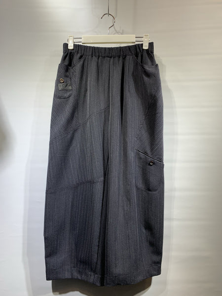 日本🇯🇵灰色直間西裝料直紋褲