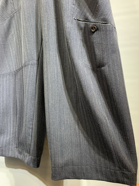 日本🇯🇵灰色直間西裝料直紋褲