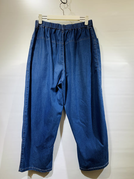 日本🇯🇵藍色有彈性牛仔褲