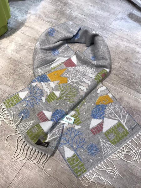 日本🇯🇵深灰色/淺灰色/綠色雪花❄️頸巾 - 深灰色